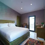 Hotel Tin