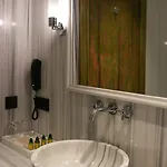 Tin Hotel